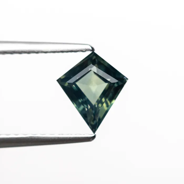109ct 829x718x338mm Kite Step Cut Sapphire 2536110 Misfit Gems Rings