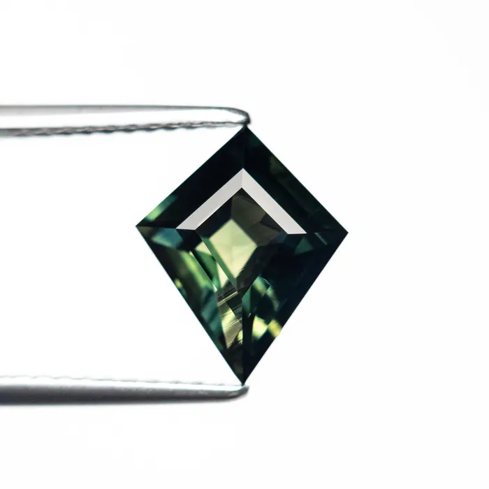 216ct 1050x863x448mm Kite Step Cut Sapphire 2538802 Misfit Gems Rings