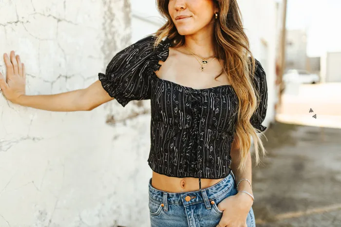 2FLY Earrings SNAFFLE BIT QUEEN TOP
