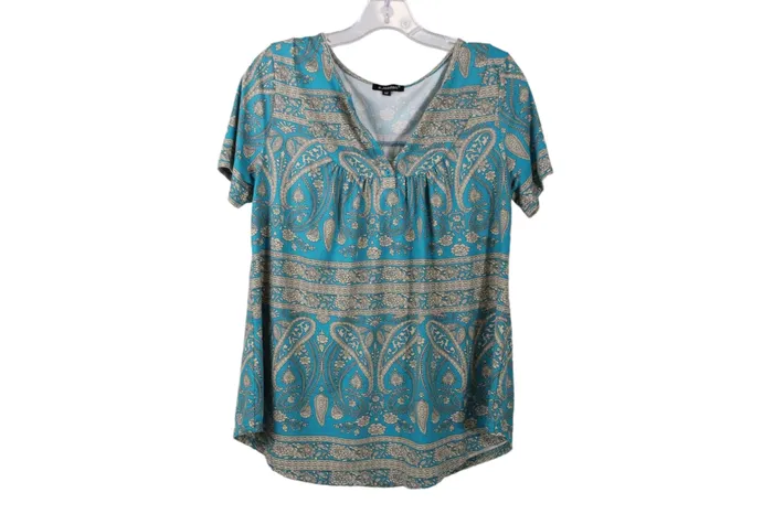 a Jesdani Blue Shirt M aJesdani Rings