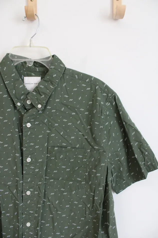 American Eagle Rings American Eagle Green White Patterned Button Down Shirt XL