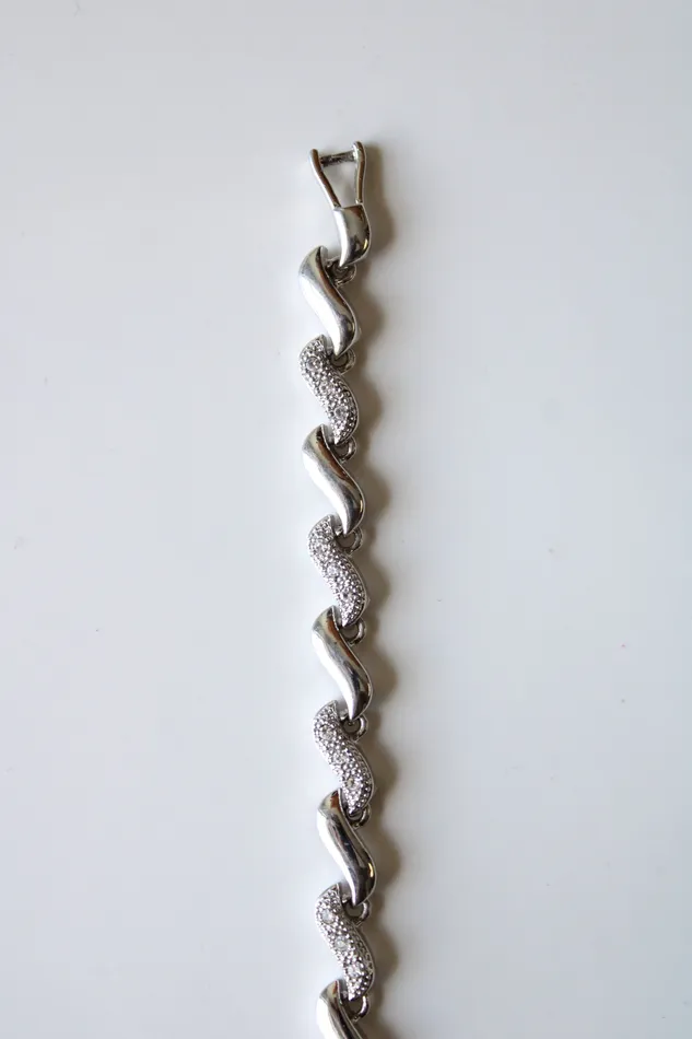 Avon Silver Pave Wave Chain Bracelet Avon Bracelets