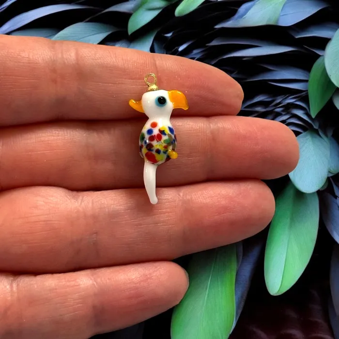 Charm Necklaces Peppy Beads Hand Made Murano Glass Parrot Charm With 24Kt Gold Plated Pin Charm Necklaces Peppy Beads Hand Made Murano Glass Parrot Charm With 24Kt Gold Plated Pin