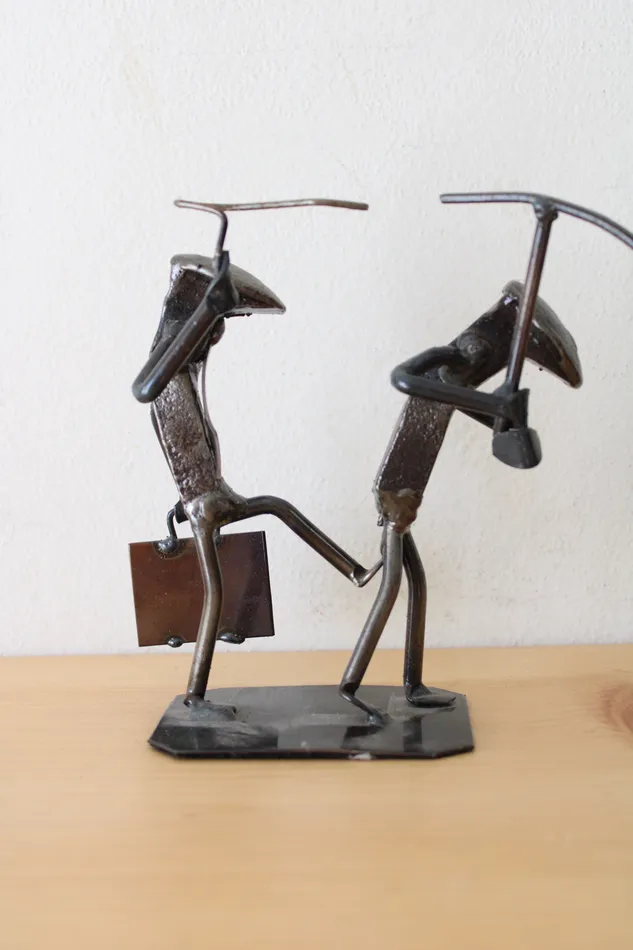 Corporate America Metal Sculpture Jubilee Thrift Earrings