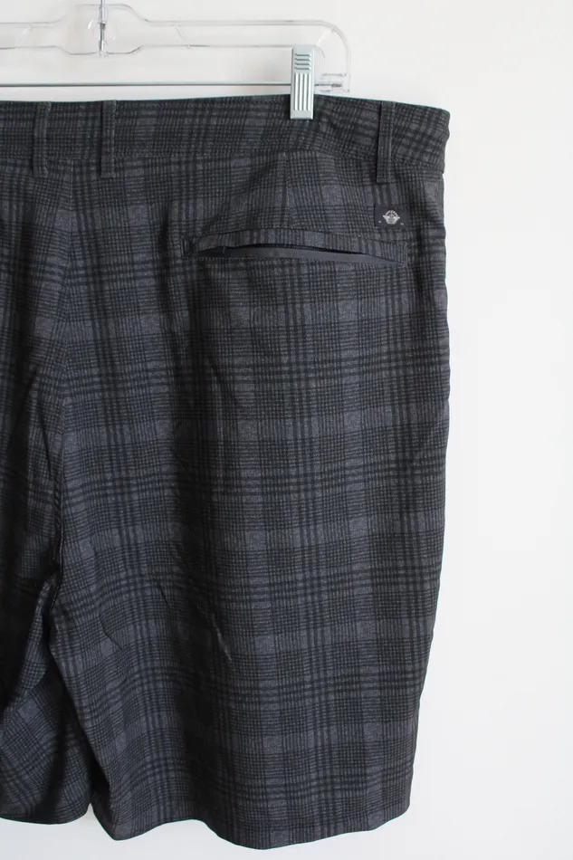 Dockers Dockers Gray Plaid Shorts 40 Earrings