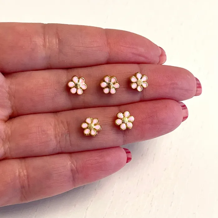Earrings 24Kt Gold Plated Double Side Pink Enamelled Daisy Charms 5 pcs in a pack Peppy Beads Earrings 24Kt Gold Plated Double Side Pink Enamelled Daisy Charms 5 pcs in a pack Peppy Beads