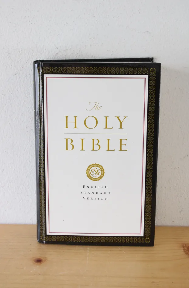 Earrings Crossway Bibles The Holy Bible English Standard Version Hardcover