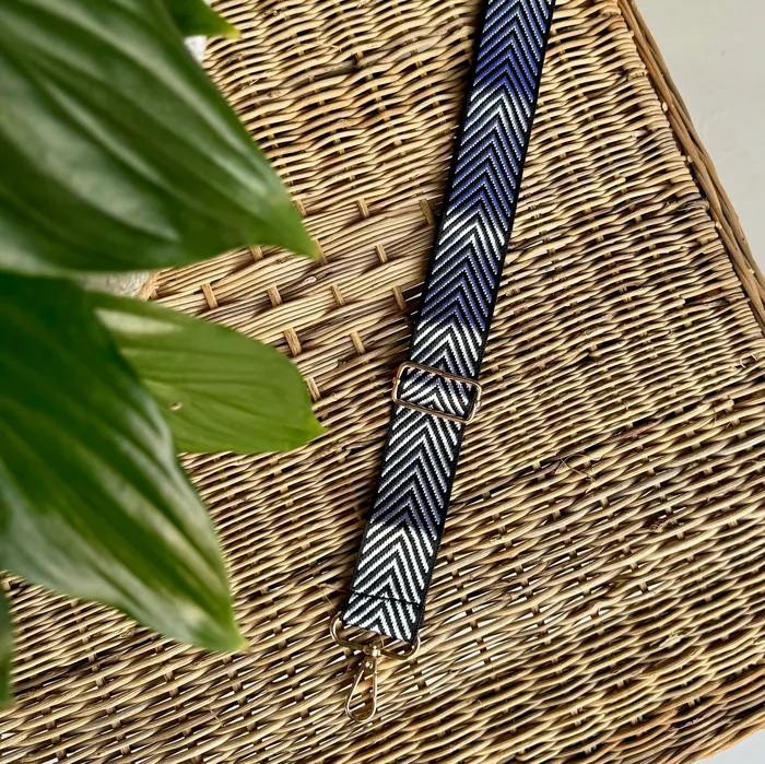 Earrings iszi ONLINE Bag Straps 4 Options Earrings iszi ONLINE Bag Straps 4 Options