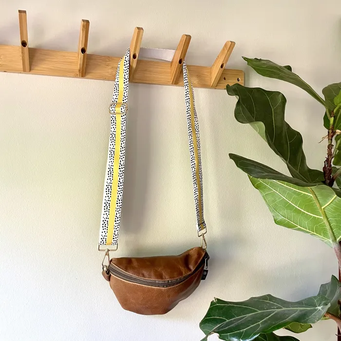 Earrings iszi ONLINE Bag Straps 4 Options Earrings iszi ONLINE Bag Straps 4 Options