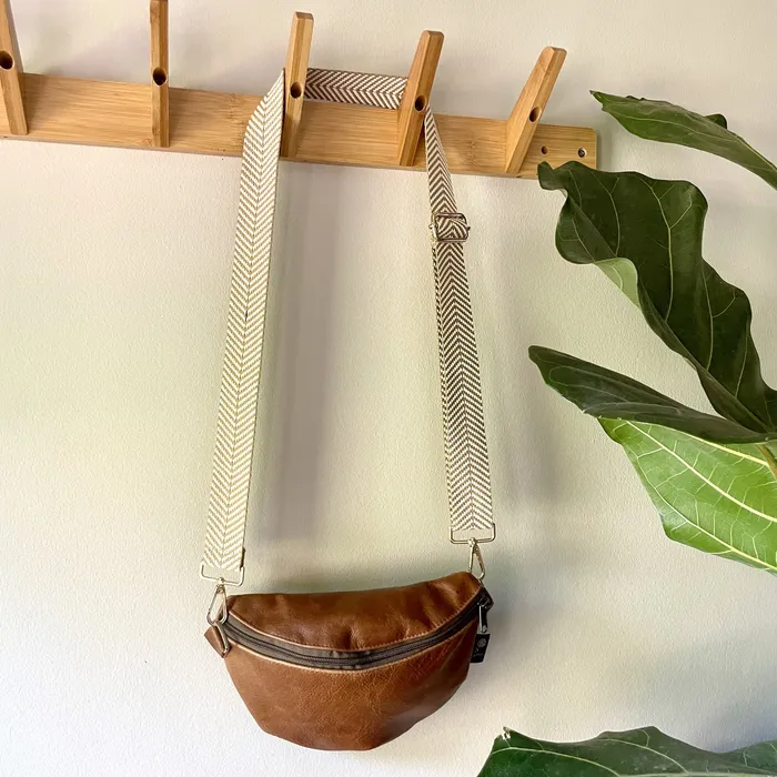 Earrings iszi ONLINE Bag Straps 4 Options Earrings iszi ONLINE Bag Straps 4 Options
