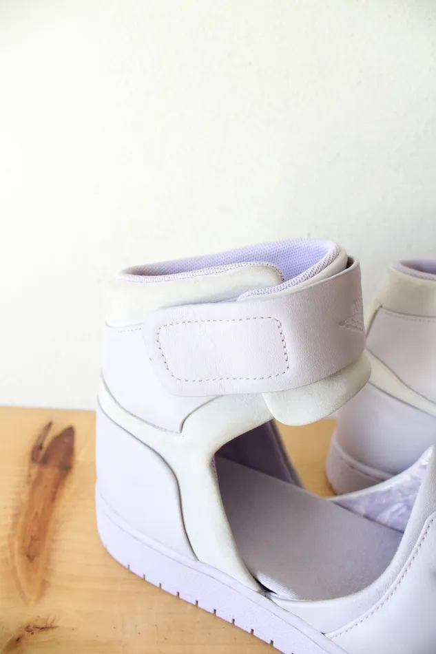 Earrings Nike Air Jordan 1 Lover XX Violet Mist Sneakers Size 85 Nike