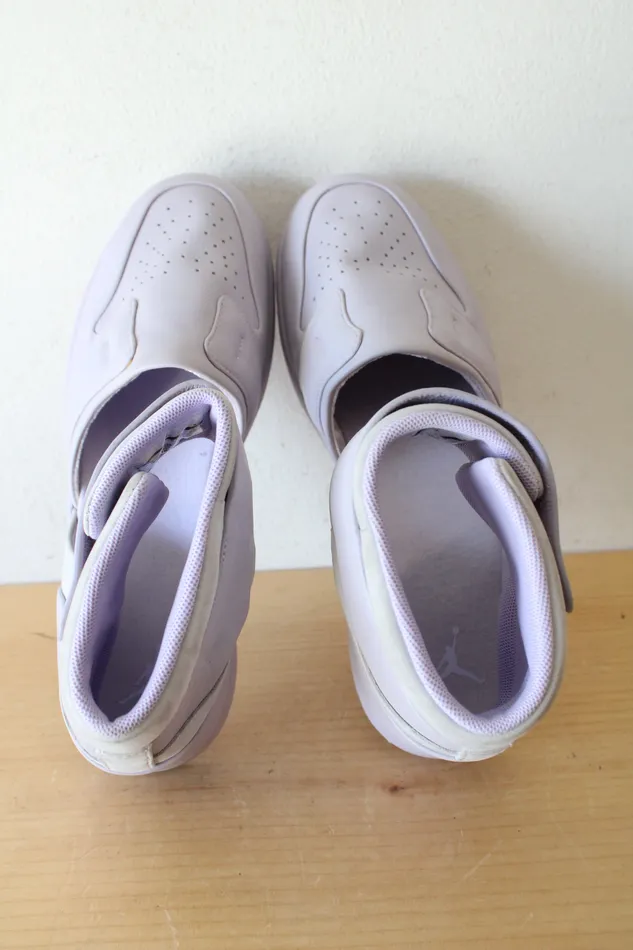 Earrings Nike Air Jordan 1 Lover XX Violet Mist Sneakers Size 85 Nike