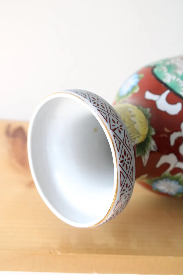 Earrings Vintage Painted Asian Scene Vase Jubilee Thrift
