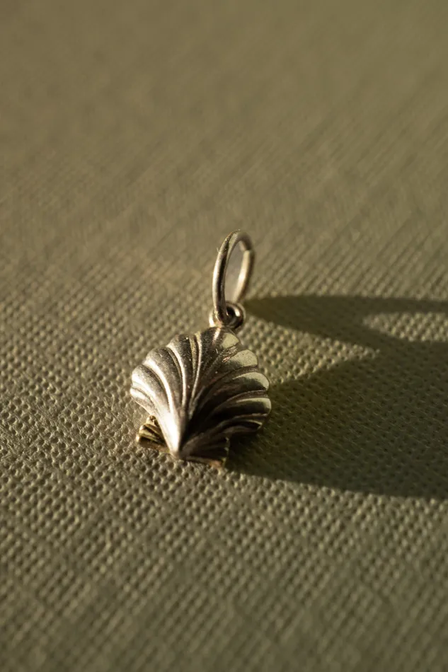 Foe Dear 14k Yellow Gold Shell Charm Pendant readytoship Necklaces