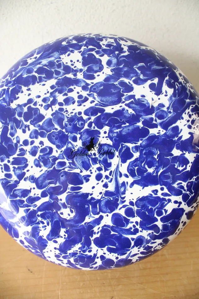 Golden Rabbit Rings Golden Rabbit Enamelware Blue White Patterned Covered Casserole Dish