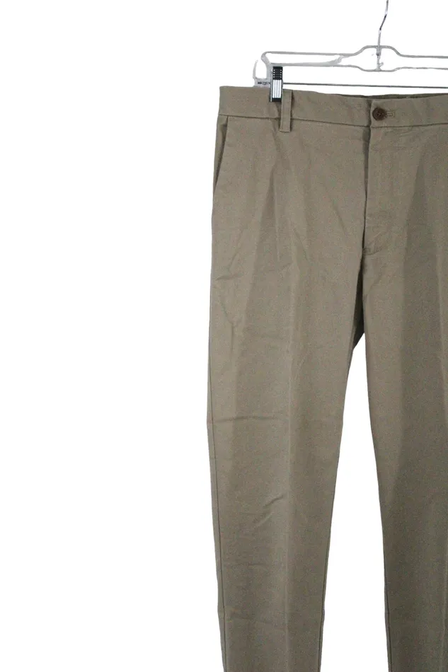 Izod Straight Fit Tan Pants 36X30 Izod Earrings