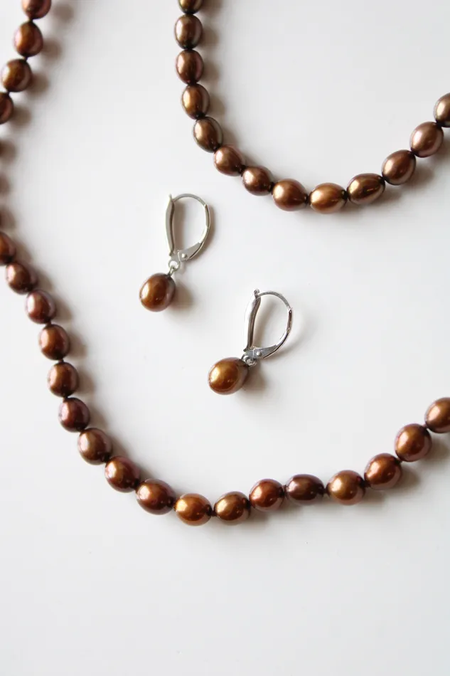 Jubilee Thrift Bracelets Bronze Brown Genuine Pearl Beaded Necklace Bracelet ClipOn Earrings Set