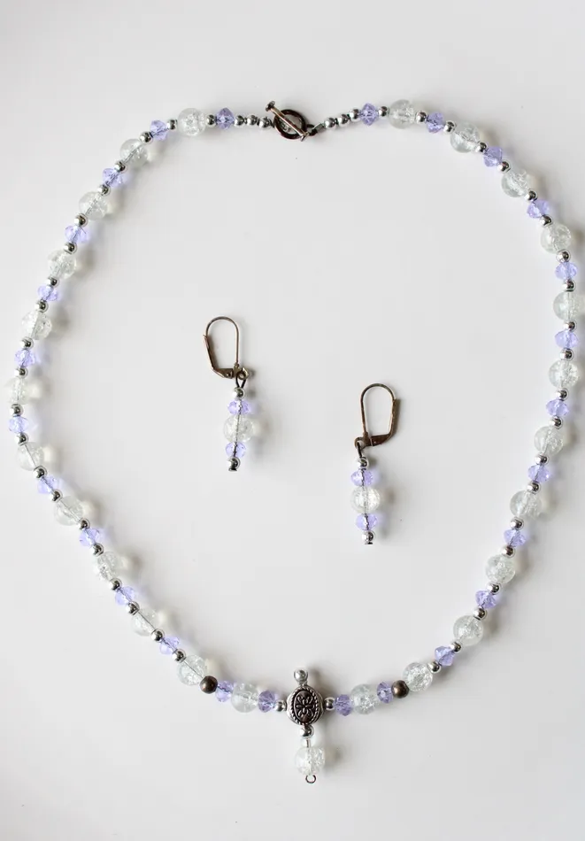 Jubilee Thrift Earrings Swarovski Crystal Purple Clear Glass Stone Beaded Necklace Earring Set Jubilee Thrift Earrings Swarovski Crystal Purple Clear Glass Stone Beaded Necklace Earring Set