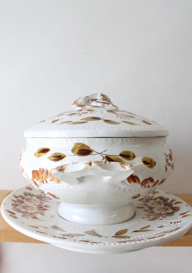 Jubilee Thrift Earrings Vintage Italy Made Hand Painted Floral Leaves Soup Tureen Tray