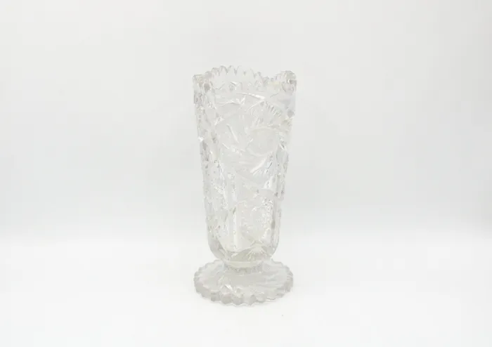 Jubilee Thrift Rings Cut Glass Vase