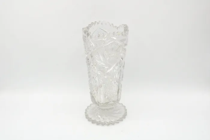 Jubilee Thrift Rings Cut Glass Vase