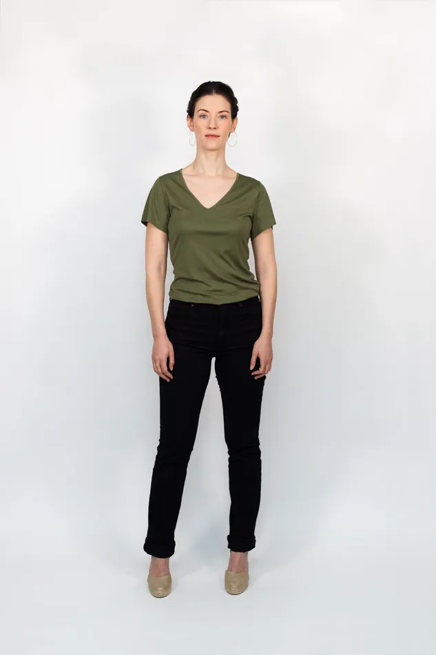 justineleconte1 Earrings ADLE Vneck top warm green justineleconte1 Earrings ADLE Vneck top warm green