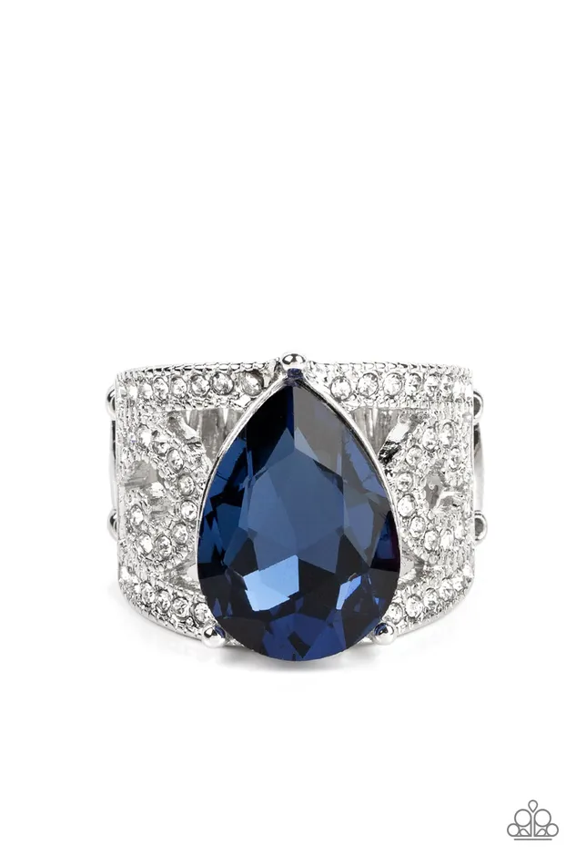 Kinda a Big Deal Blue Paparazzi Accessories Rings