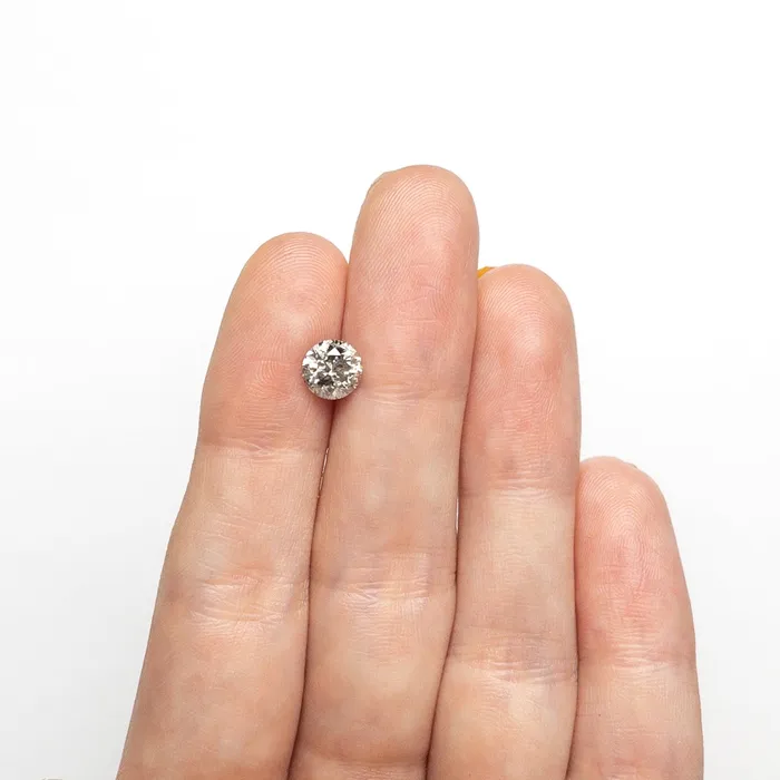 Misfit Diamonds Rings 107ct 627x622x415mm Round Brilliant 2704926