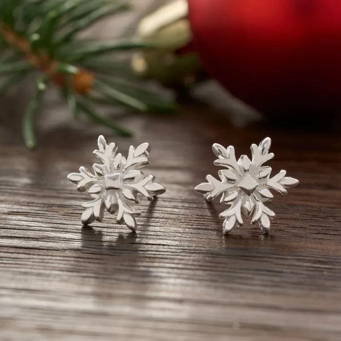 Necklaces Chadds Ford Jewelry Sterling Silver Glistening Snowflake Studs