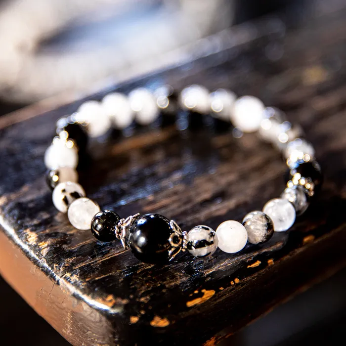 Necklaces Drukomalas Stretchy Wrist Tourmalated Quartz with Black Onyx Mala