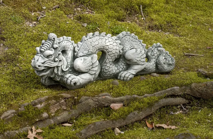 Necklaces Japanese Dragon Garden Statue La Campania
