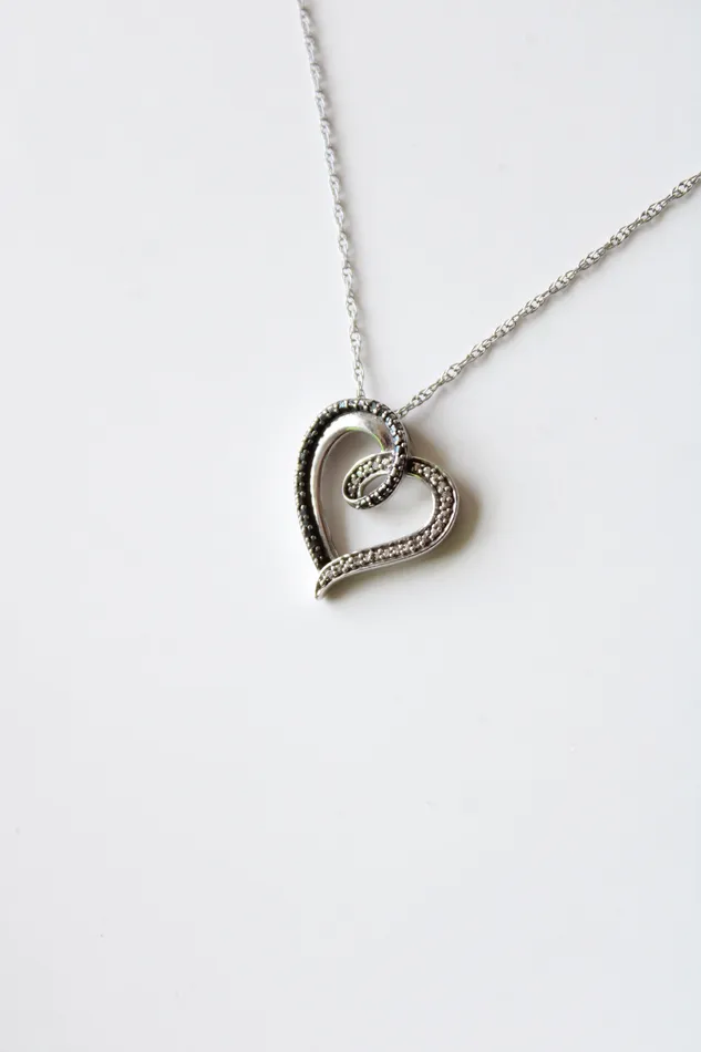 Necklaces Jubilee Thrift Black Clear Stone Open Heart Sterling SIlver Necklace
