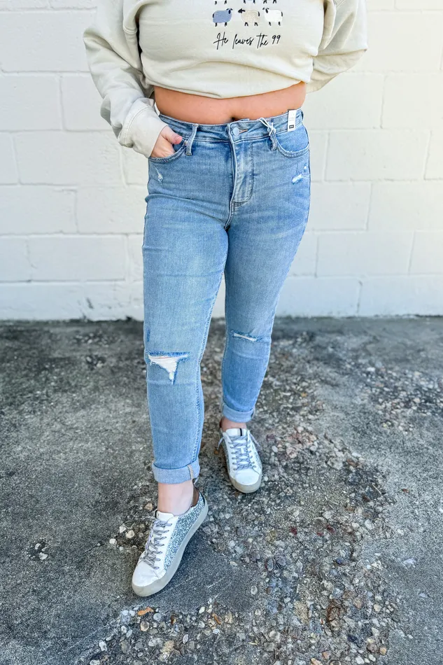 Necklaces Judy Blue Judy Blue Daria Distressed MidRise Tummy Control Jeans Light Wash Necklaces Judy Blue Judy Blue Daria Distressed MidRise Tummy Control Jeans Light Wash