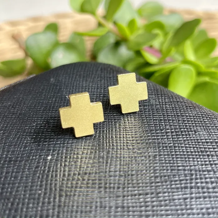 Necklaces KIKI Cross Metal Studs