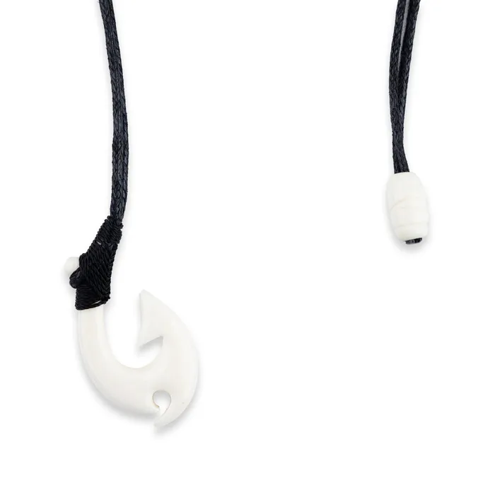 Necklaces PACIFICOCEANCOL Mini Hawaiian Bone Fish Hook Necklace