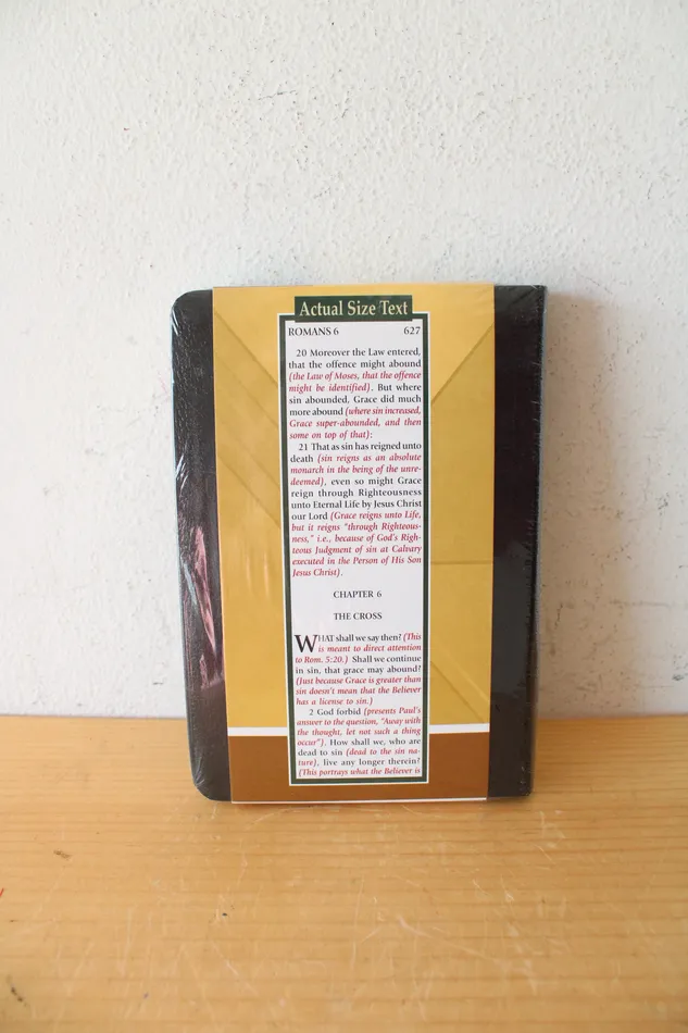 NEW The Expositors New Testament KJV Counselors Edition Bible Jubilee Thrift Earrings