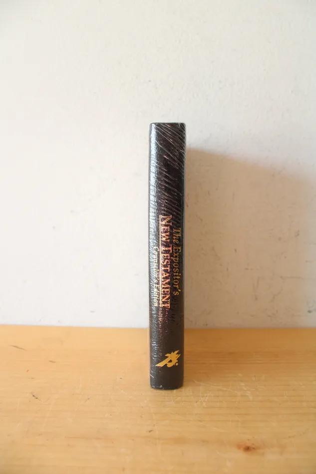 NEW The Expositors New Testament KJV Counselors Edition Bible Jubilee Thrift Earrings