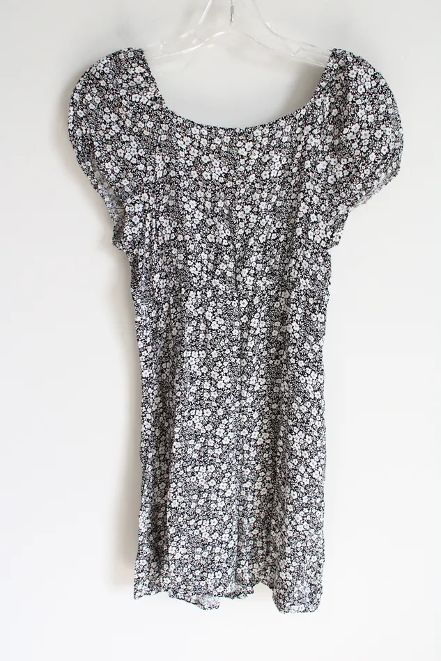 No Comment Rings NEW No Comment Black White Floral Button Down Puff Sleeve Dress M
