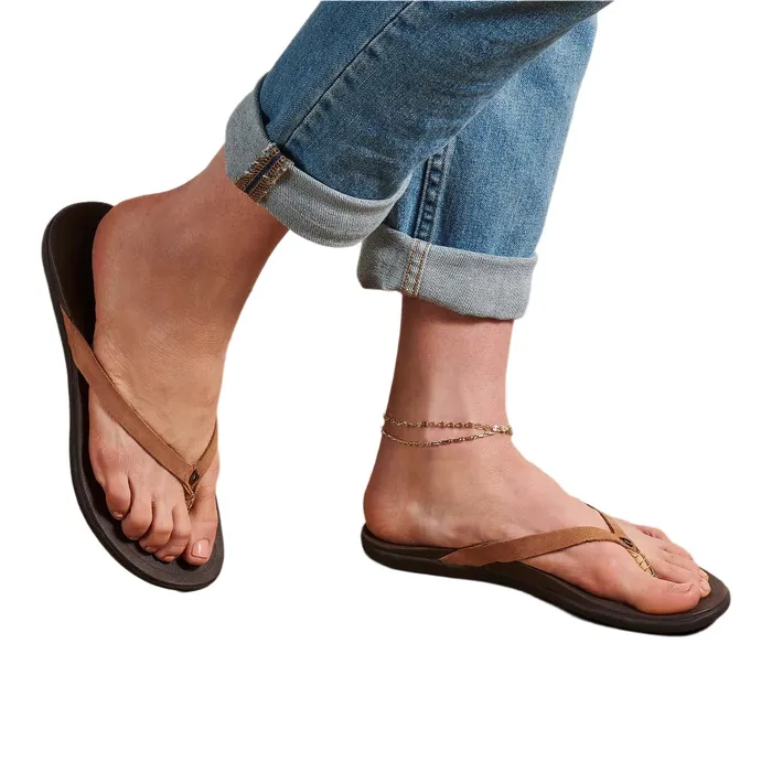 OluKai Womens Hoopio Leather Sandals SaharaDark Java OLUKAI Earrings