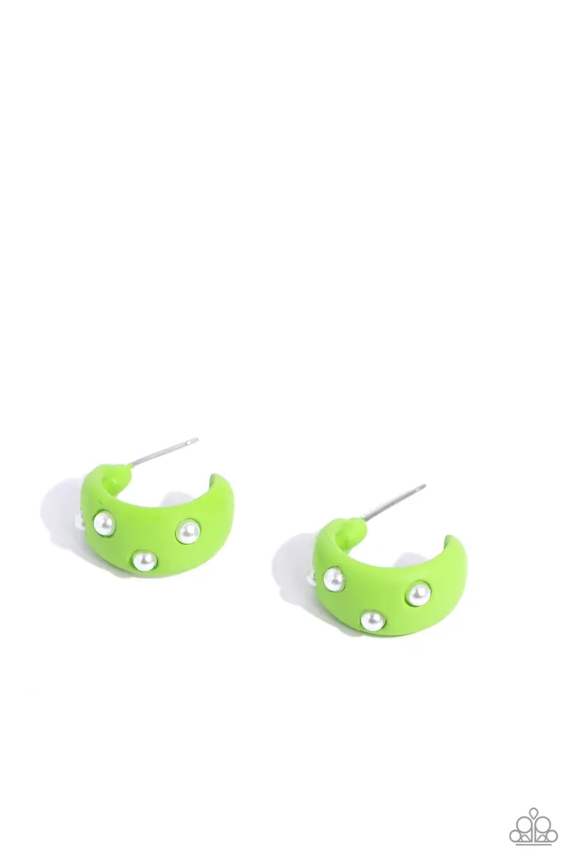Paparazzi Accessories Earrings Cover PEARL Green