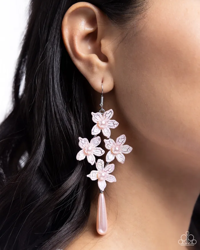 Paparazzi Accessories Earrings Vintage Veining Pink
