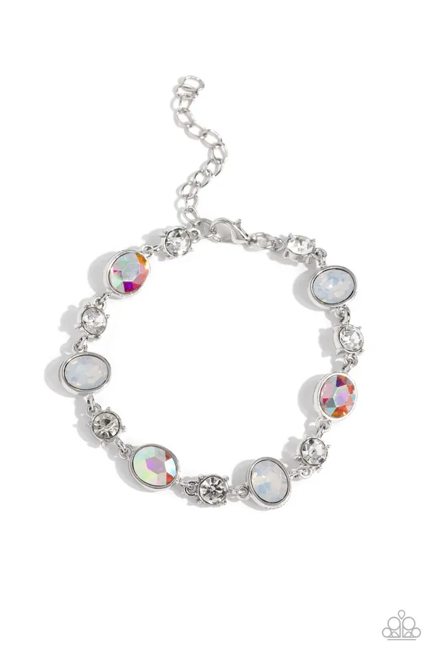 Paparazzi Accessories Rings Ethereal Empathy White