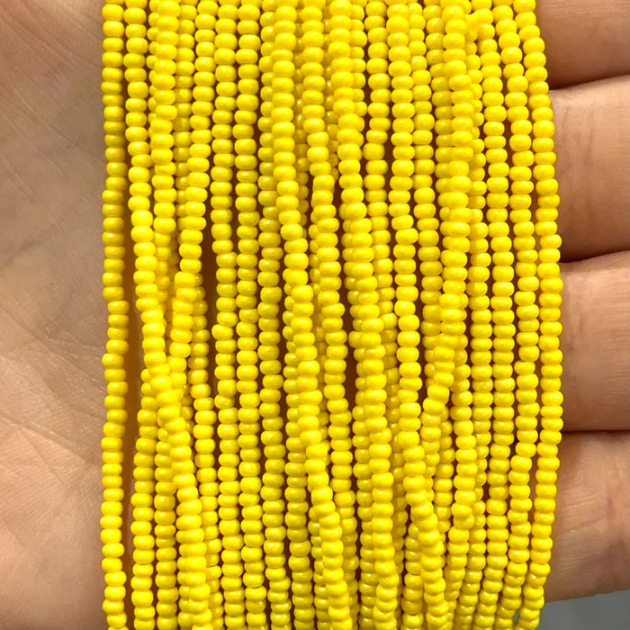 Preciosa Seed Beads 110 84110Opaque Yellow LemonPRCS11025 Peppy Beads Earrings