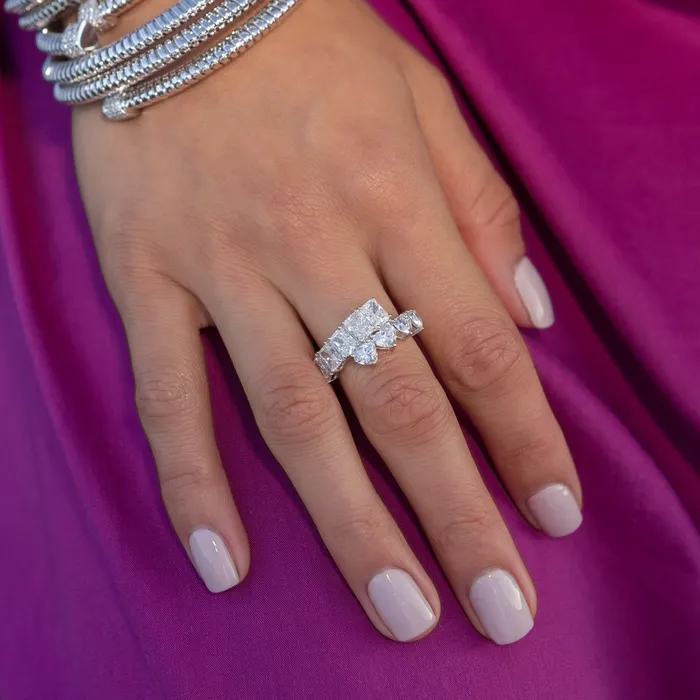 RACHEL LYNN CHICAGO Rings 18 Karat White Gold Radiant and Heart Diamond Bypass Ring