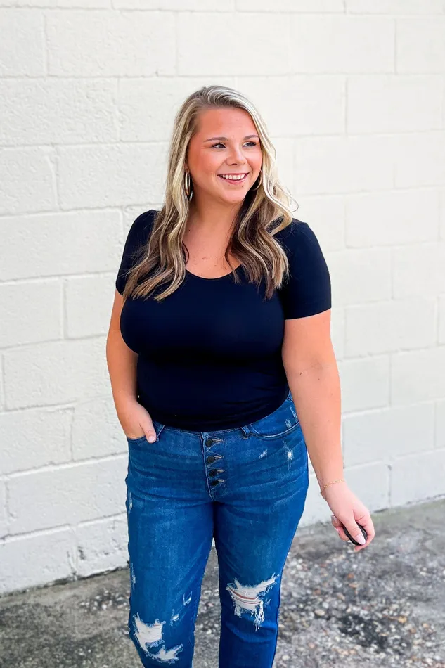 RESTOCK Seamless Reversible VNeck Short Sleeve Top Black Judson Rings