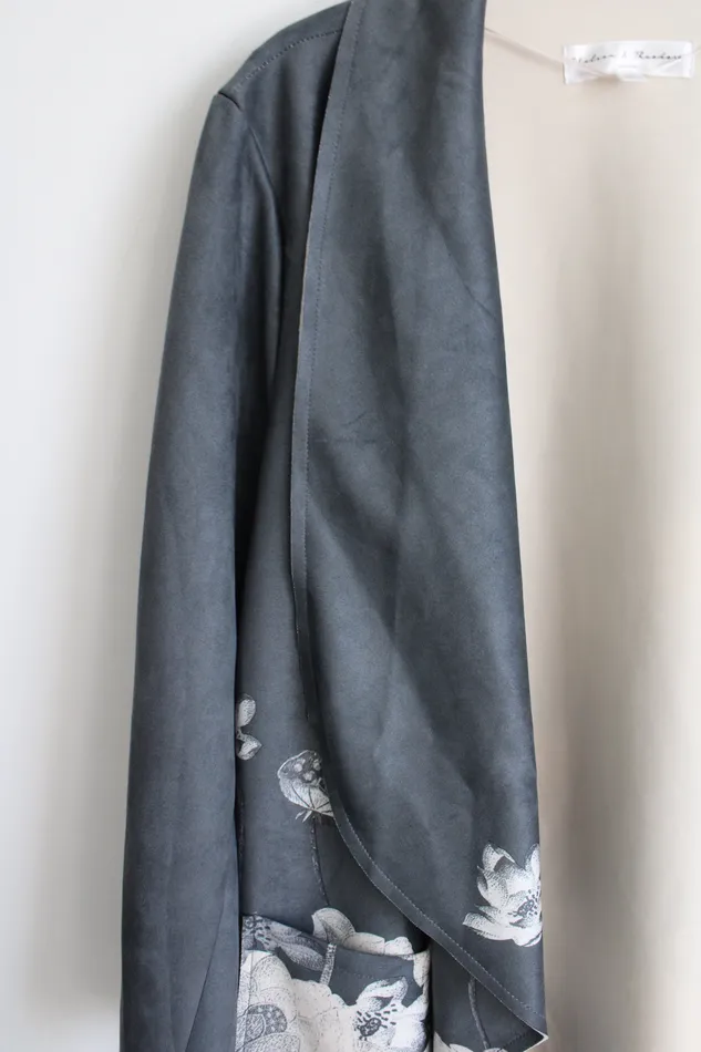 Rings Chelsea Theodore Chelsea Theodore Gray Floral Sueded Cardigan Jacket 3X