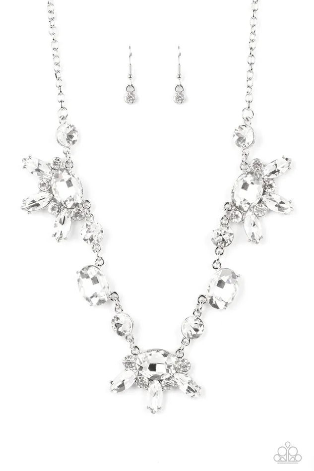 Rings GLOWtrotting Twinkle White Paparazzi Accessories
