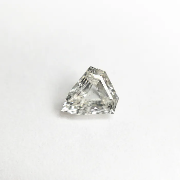 Rings Misfit Diamonds White Step Cut Diamond 052ct Shield