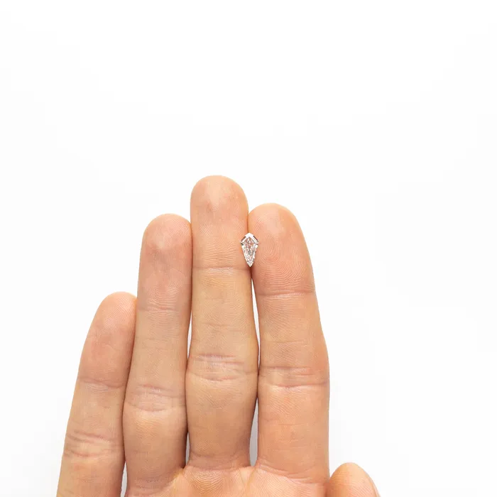 Rings Misfit Diamonds White Step Cut Diamond 072ct Kite