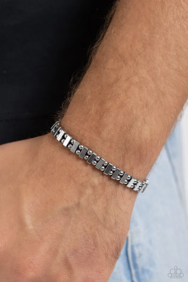 Rings Paparazzi Accessories Fortune Favors The Fierce Silver